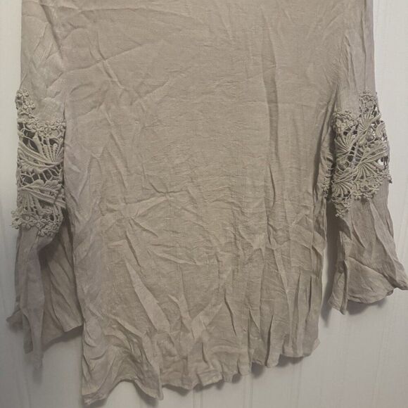 SPENSE Tan Blouse with Lace Design Size Large - Picture 5 of 5